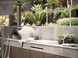 LIV LUX в Dubai Marina