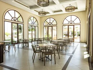 Mushrif Village в Mirdif