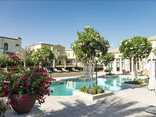 Mushrif Village в Mirdif