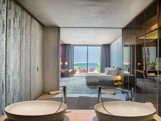 Portofino Hotel в The World Islands