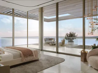 Shoaq в Dubai Islands