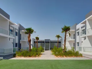 Dezire South в Dubai Industrial City
