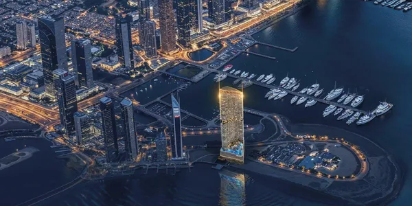 Breez в Dubai Maritime City