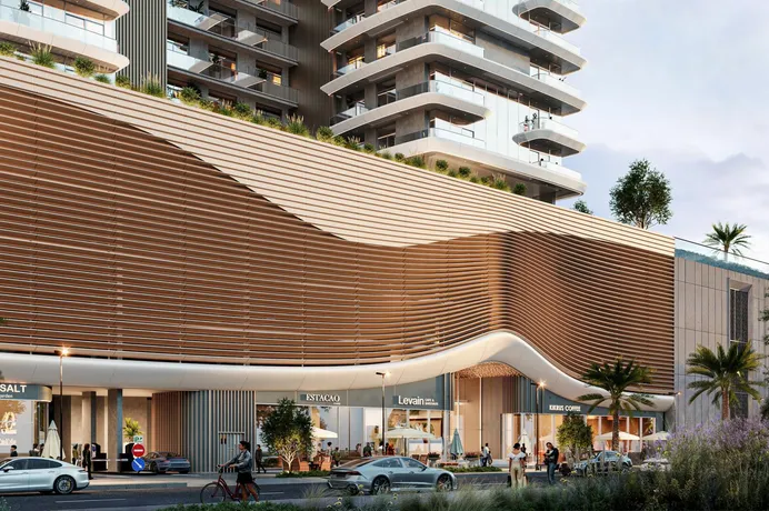 Azizi Leily в Al Jadaf