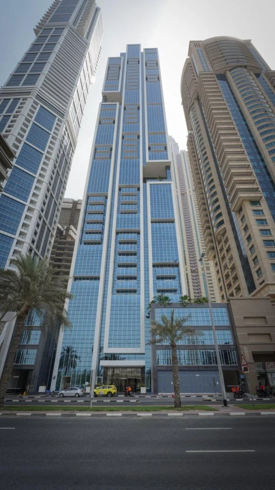 Элитная резиденция Marina Arcade Tower с зонами отдыха и живописными видами, Dubai Marina, ОАЭ