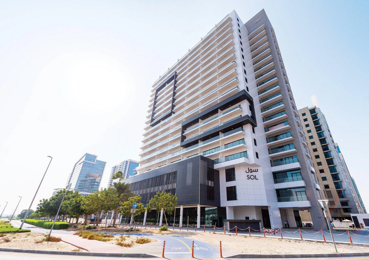 Резиденция SOL BAY с бассейном и видом на Бурдж Халифа, Business Bay, Дубай, ОАЭ Резиденция SOL BAY с бассейном и видом на Бурдж Халифа, Business Bay, Дубай, ОАЭ